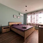 Vyara 56 Апартаменти *